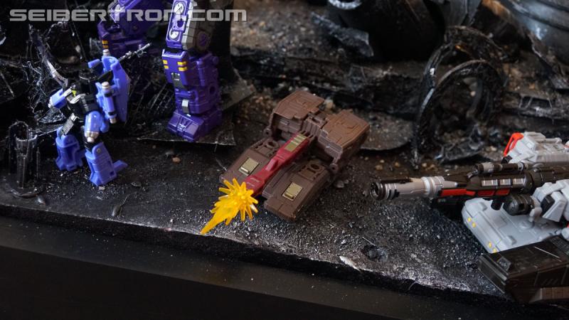 NYCC 2018: NYCC 2018: War for Cybertron Reveals - Transformers Event: War For Cybertron 045