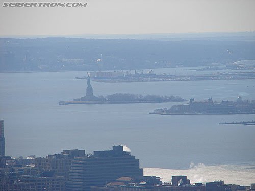 Toy Fair 2007 - New York: Rockefeller Center - Transformers Event: