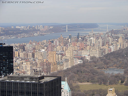 Toy Fair 2007 - New York: Rockefeller Center - Transformers Event: