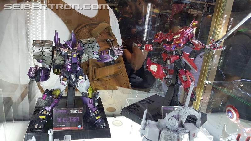 NYCC 2018: NYCC 2018: Flame Toys Transformers Products - Transformers Event: Flame Toys 014