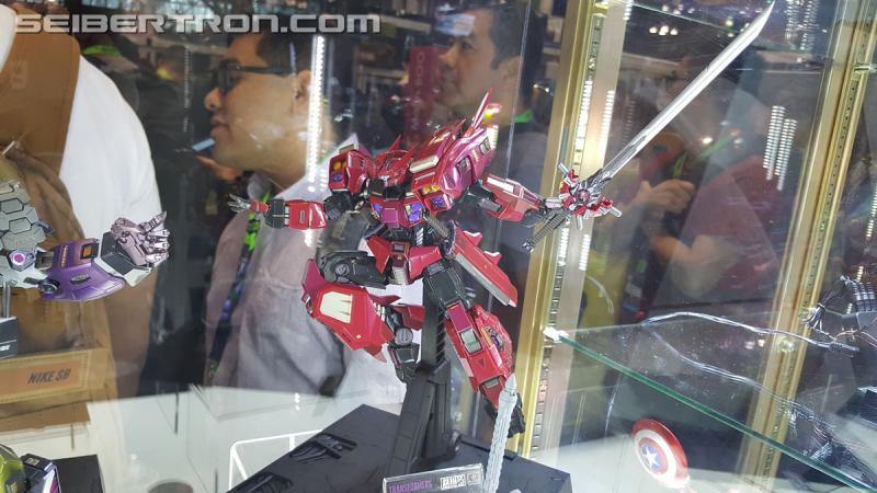 NYCC 2018: NYCC 2018: Flame Toys Transformers Products - Transformers Event: Flame Toys 016
