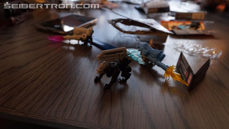 NYCC 2018: War for Cybertron Wave 1 Unboxing Event - Transformers Event: DSC08814