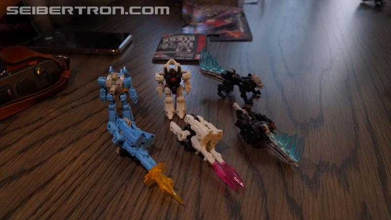 NYCC 2018: War for Cybertron Wave 1 Unboxing Event - Transformers Event: DSC08828