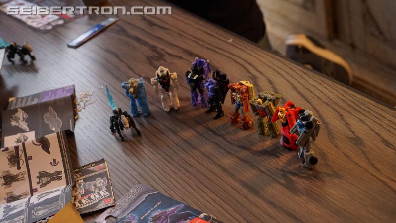 NYCC 2018: War for Cybertron Wave 1 Unboxing Event - Transformers Event: DSC08845