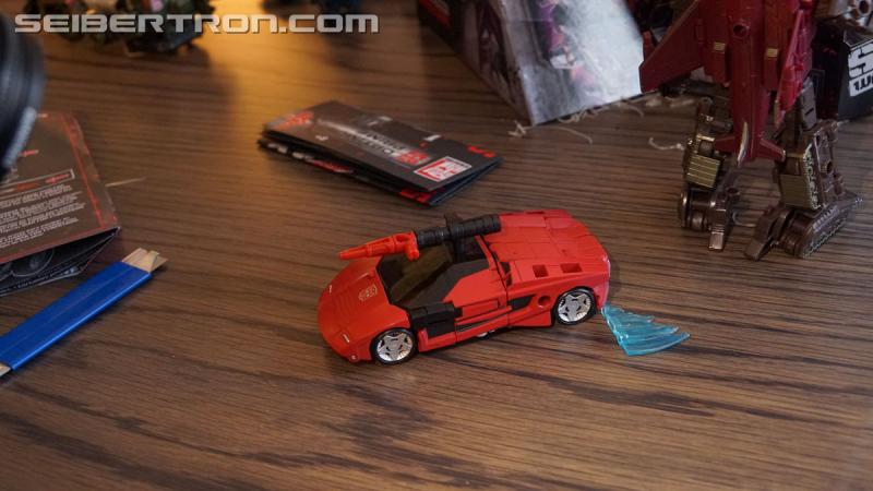 NYCC 2018: War for Cybertron Wave 1 Unboxing Event - Transformers Event: DSC08952