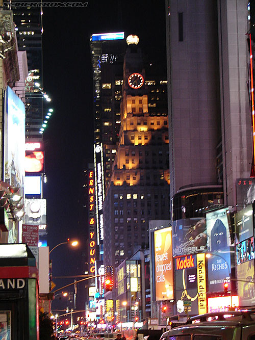 Toy Fair 2007 - New York: Times Square - Transformers Event: