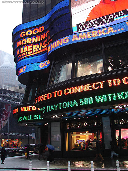 Toy Fair 2007 - New York: Times Square - Transformers Event:
