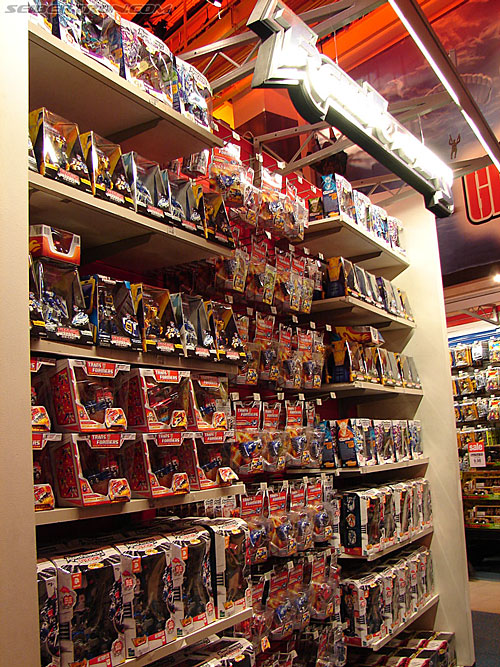 Toy Fair 2007 - New York: Toys R Us - Times Square - Transformers Event: