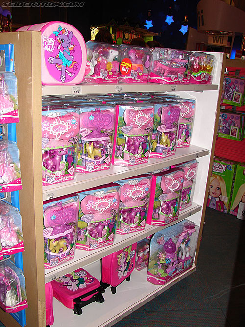 Toy Fair 2007 - New York: Toys R Us - Times Square - Transformers Event: