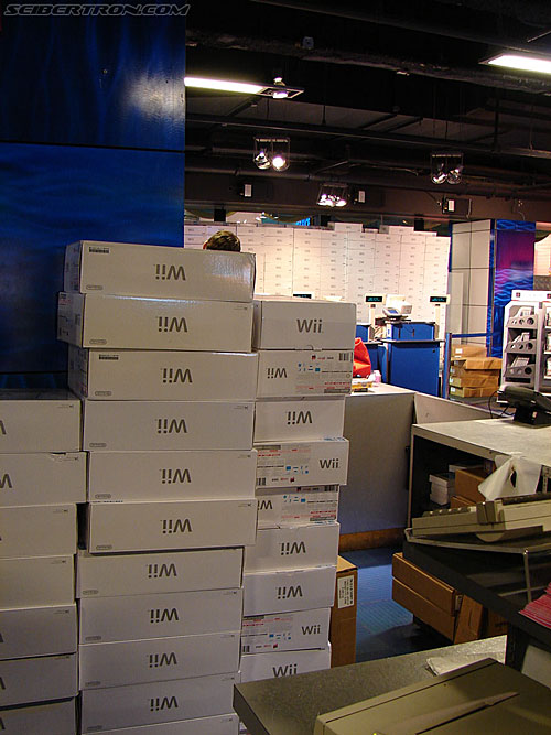 Toy Fair 2007 - New York: Toys R Us - Times Square - Transformers Event: