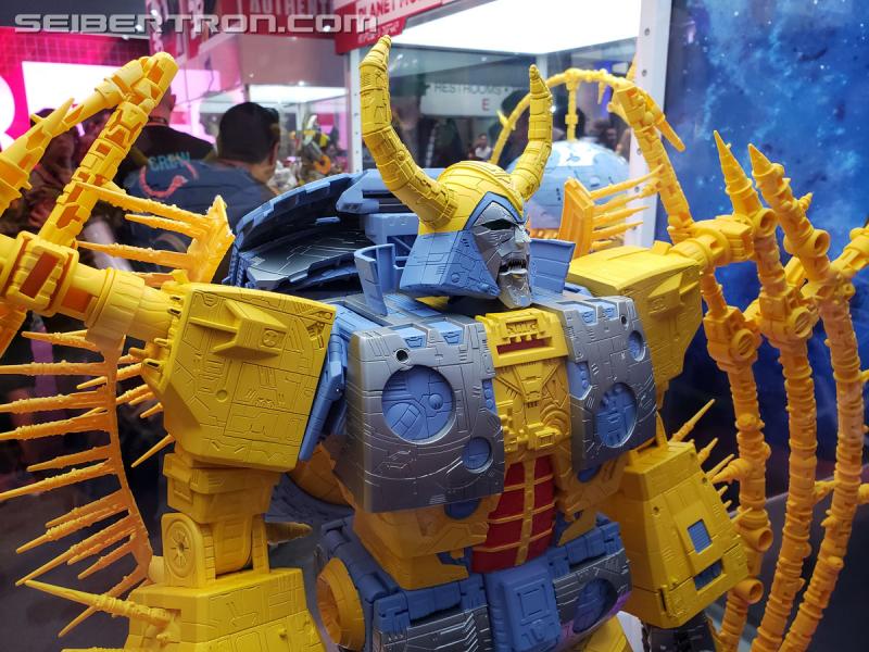 SDCC 2019: HasLab Transformers War for Cybertron Unicron - Transformers Event: 20190717 183213