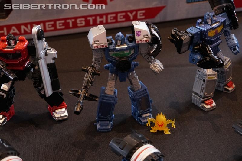 SDCC 2019: Breakfast Press Event: Transformers Refraktor Camera Set, Soundblaster and Bluestreak - Transformers Event: DSC08326