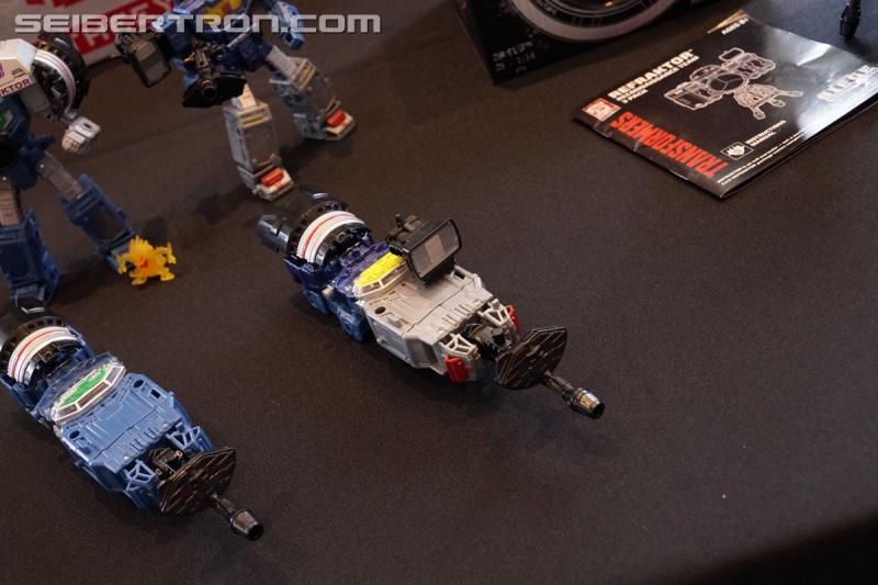 SDCC 2019: Breakfast Press Event: Transformers Refraktor Camera Set, Soundblaster and Bluestreak - Transformers Event: DSC08328