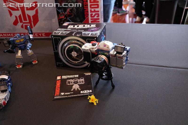 SDCC 2019: Breakfast Press Event: Transformers Refraktor Camera Set, Soundblaster and Bluestreak - Transformers Event: DSC08331