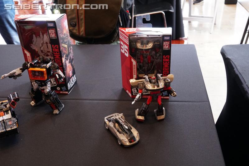 SDCC 2019: Breakfast Press Event: Transformers Refraktor Camera Set, Soundblaster and Bluestreak - Transformers Event: DSC08343