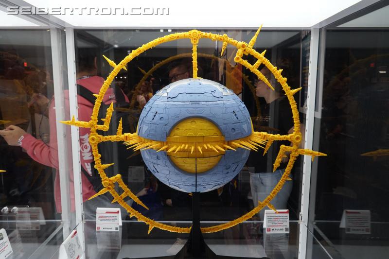 NYCC 2019: Transformers War for Cybertron Unicron - Transformers Event: DSC05419