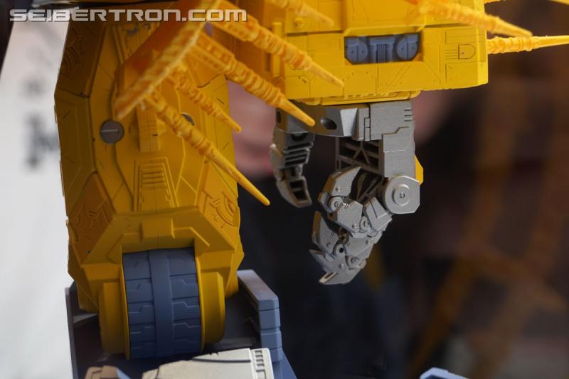 NYCC 2019: Transformers War for Cybertron Unicron - Transformers Event: DSC05424