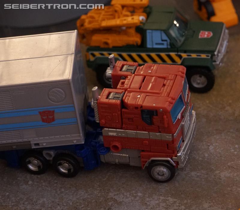 NYCC 2019: Transformers War for Cybertron Earthrise reveals - Transformers Event: DSC05478a