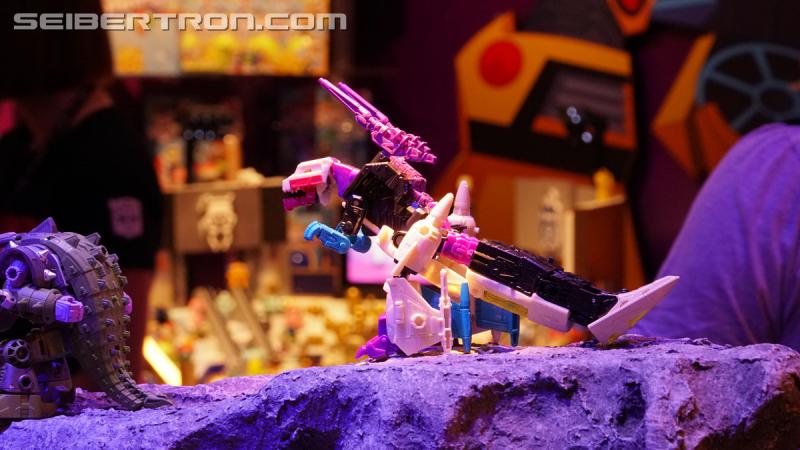Toy Fair 2020: War for Cybertron Earthrise - Transformers Event: DSC06560