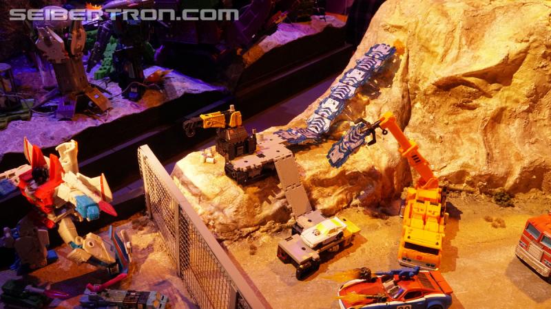 Toy Fair 2020: War for Cybertron Earthrise - Transformers Event: DSC06564