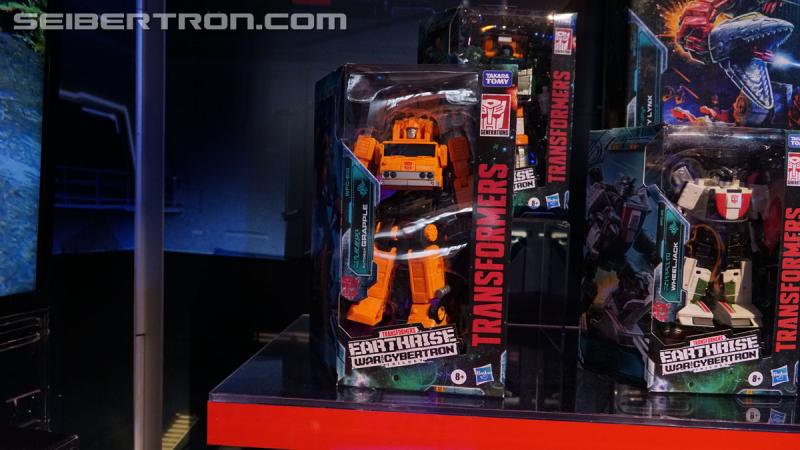 Toy Fair 2020: War for Cybertron Earthrise - Transformers Event: DSC06730