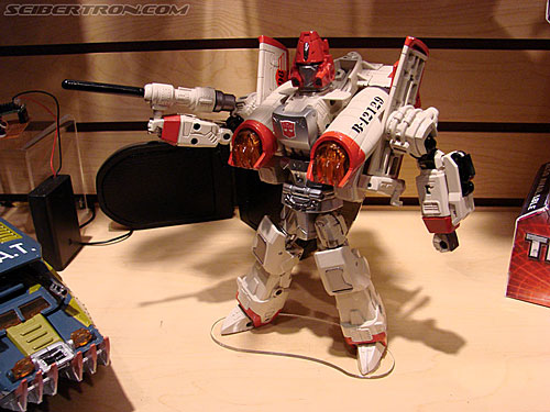 Toy Fair 2008: Transformers Universe - Transformers Event: DSC04726