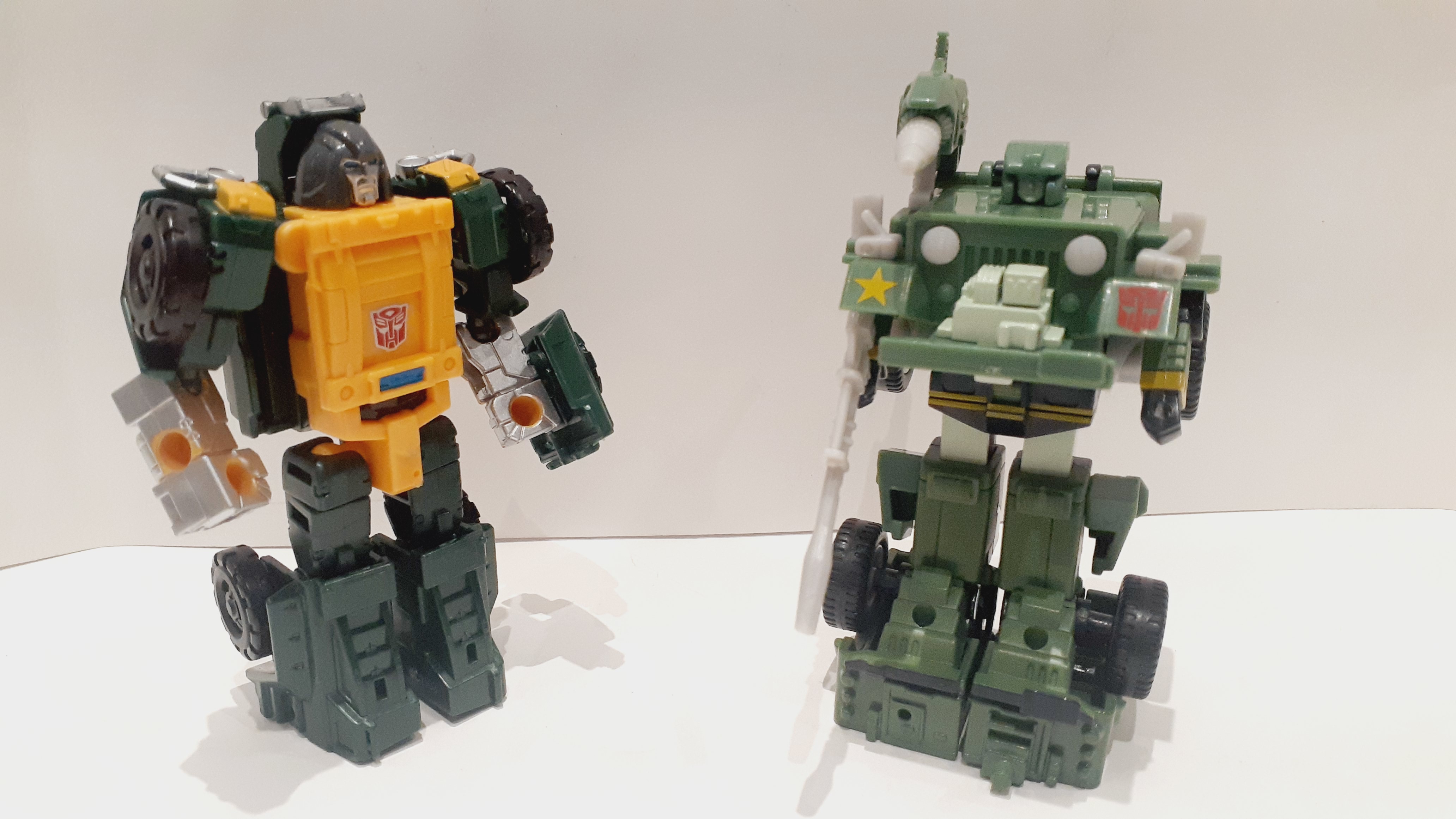 Video Review for Retro G1 Hound Reissue in Cartoon Colors