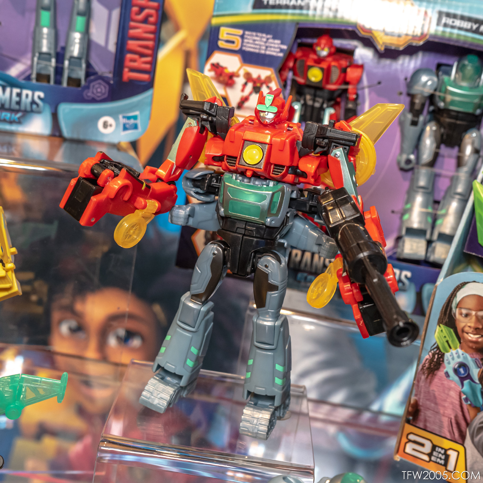 Earthspark News: Nightshade Preorders Up and Cyber-Combiner Toys Revealed