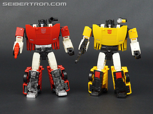 Transformers News: New Galleries: Tigertrack galleries from e-Hobby, Generations Selects and a custom Universe 2.0 Transformers News: New Galleries: Tigertrack galleries from e-Hobby, Generations Selects and a custom Universe 2.0
