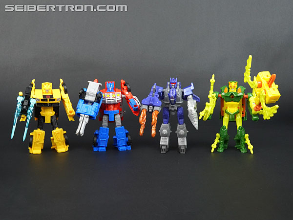 Transformers News: New Galleries: Transformers Cyberworld Armored Cyber Changers Wave 1 and 2 Transformers News: New Galleries: Transformers Cyberworld Armored Cyber Changers Wave 1 and 2